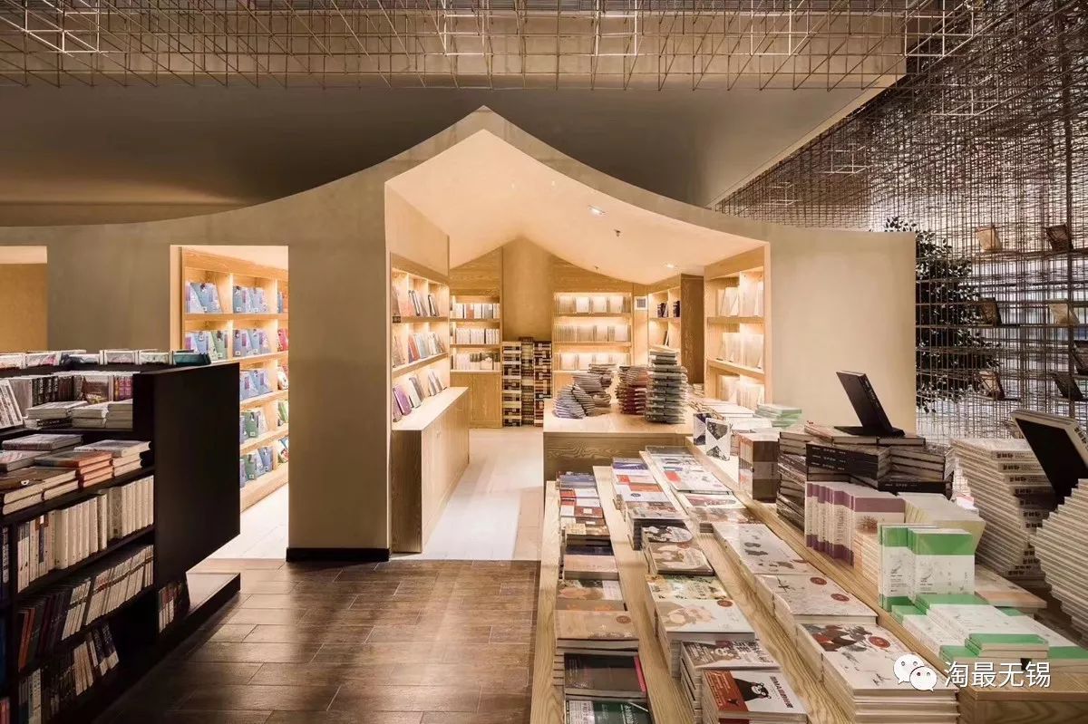 职场女性带宝宝开会 这个可以有‘hth·华体(中国区)官方网站’(图1) hth·华体网站