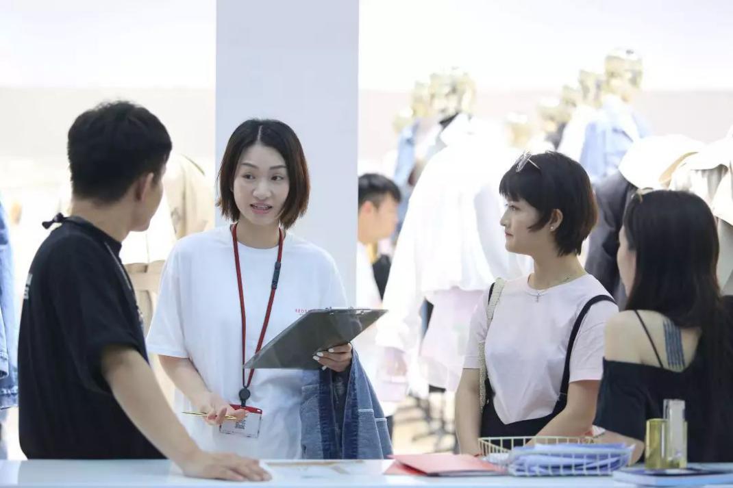 “hth官方网站”湖北省水利水电科学研究院水资源所开展“讲规矩 有纪律” 专题学习讨论(图3) hth·华体(中国区)官方网站